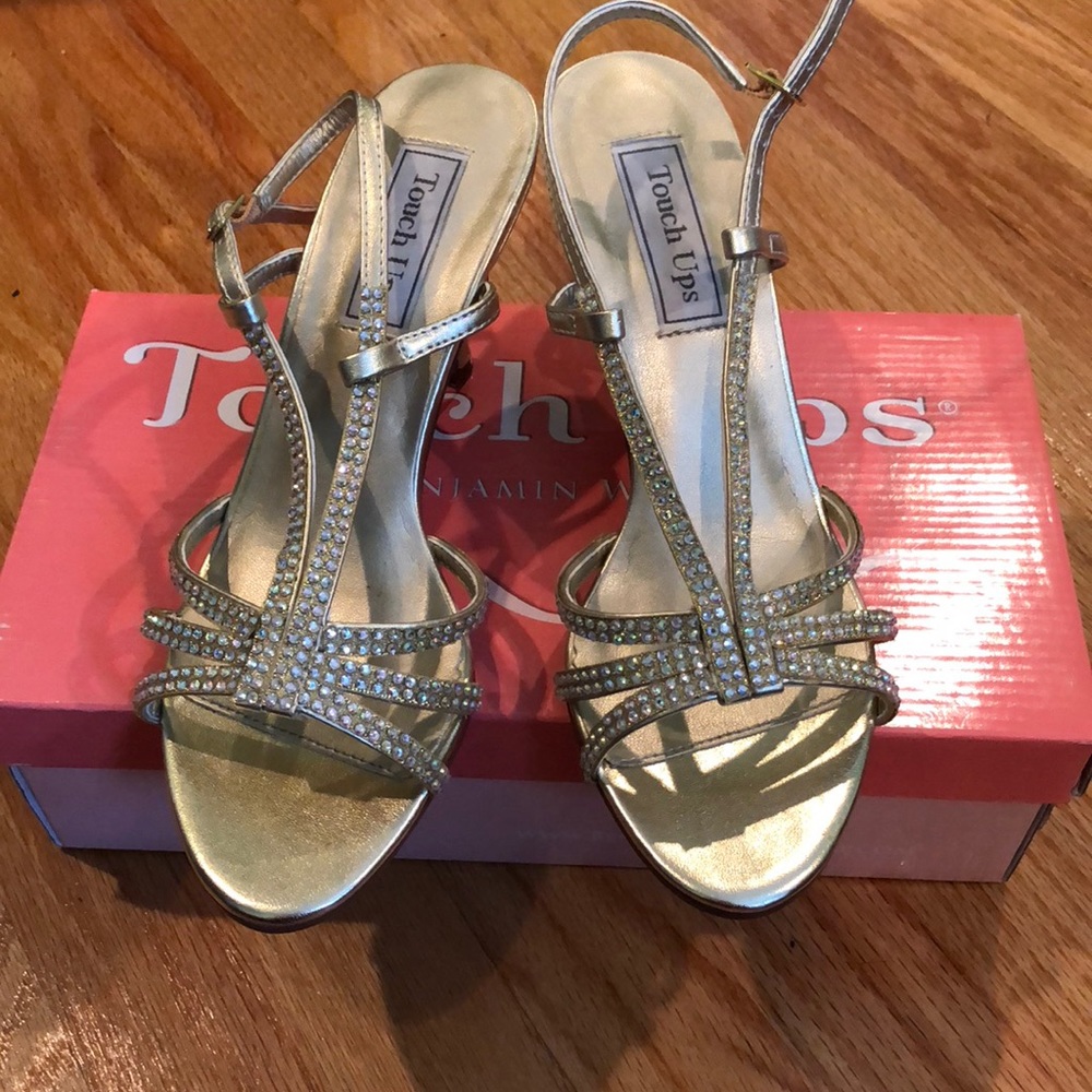 Gold Heels Touch Ups size 7